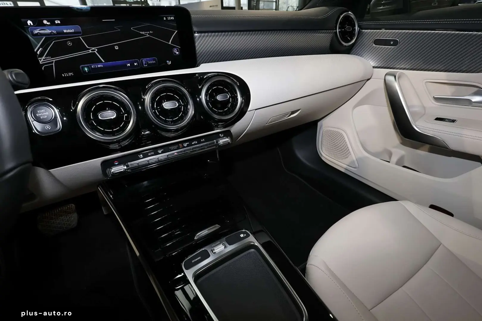 MERCEDES-BENZ CLA 2025 — imagine 9