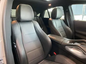 MERCEDES-BENZ GLE 450d Coupe AMG NightP HUD Pano DTR 22