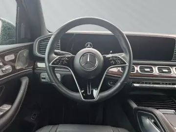 MERCEDES-BENZ GLE 450 d AMG Line Burmester 22