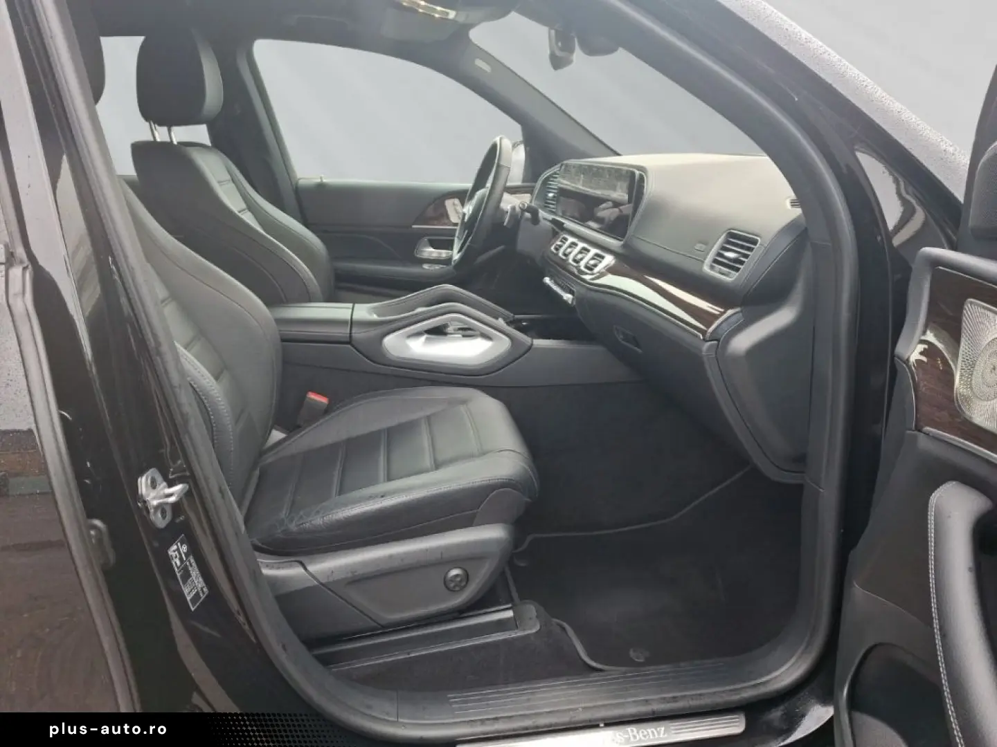 MERCEDES-BENZ GLE 450 d AMG Line Burmester 22