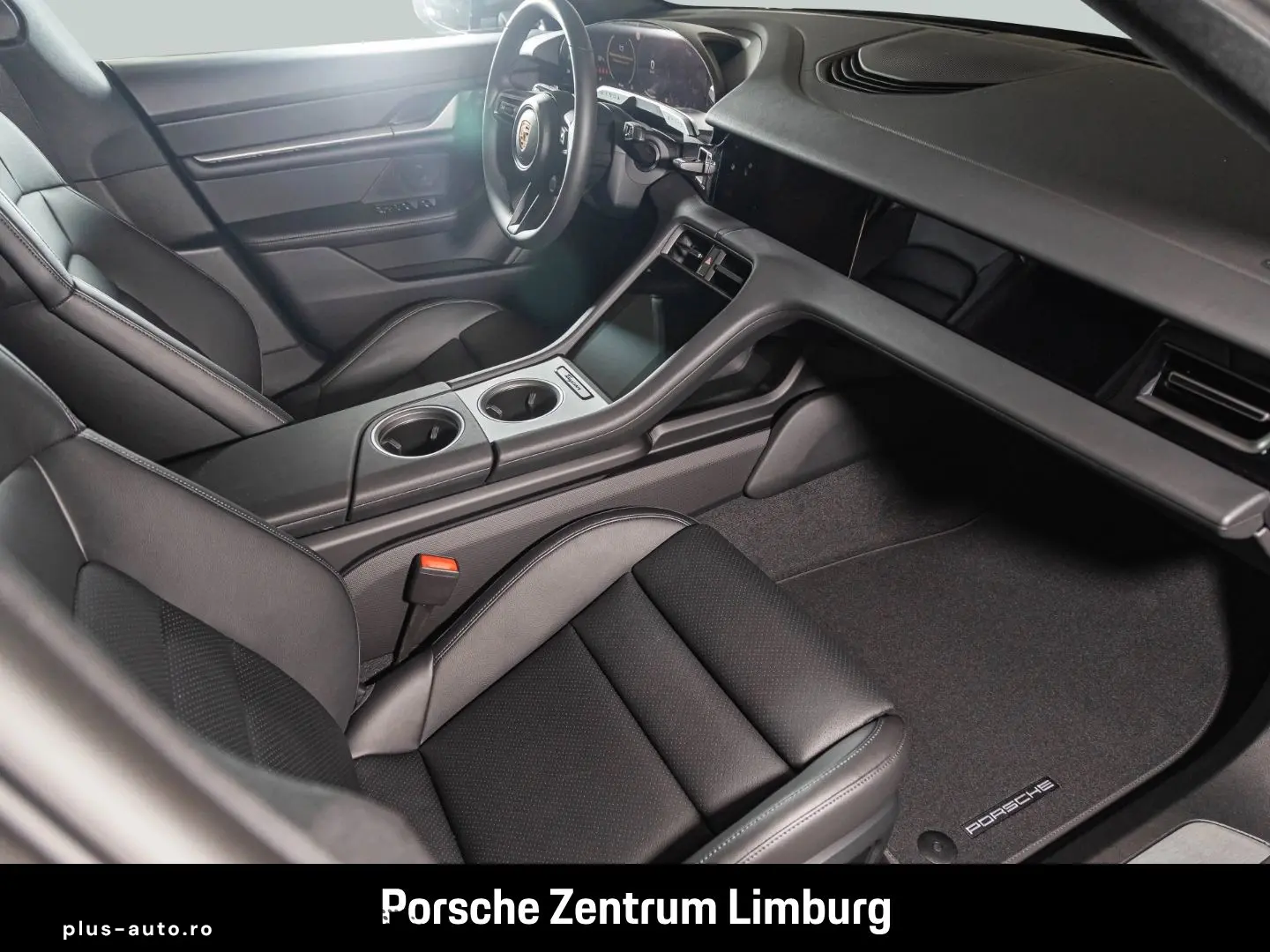 PORSCHE Taycan 4 Cross Turismo LED-Matrix Panoramadach