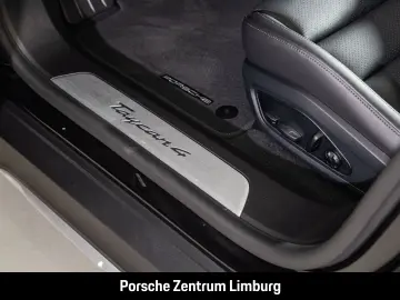PORSCHE Taycan 4 Cross Turismo LED-Matrix Panoramadach
