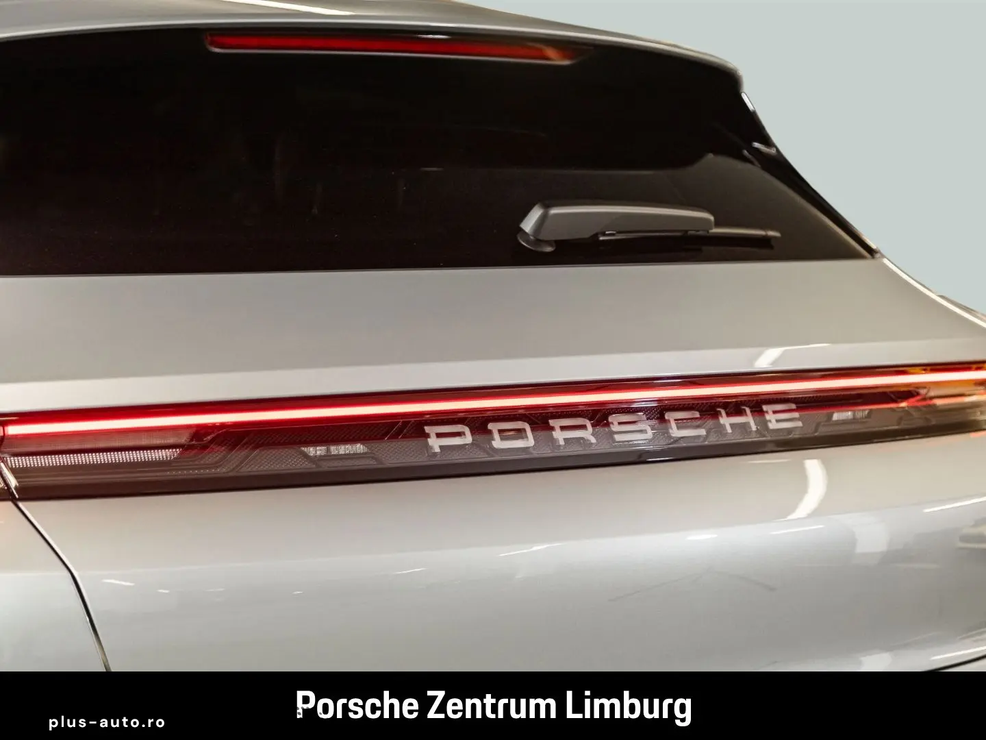 PORSCHE Taycan Sport Turismo LED-Matrix Abstandstempomat