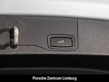 PORSCHE Taycan Sport Turismo LED-Matrix Abstandstempomat