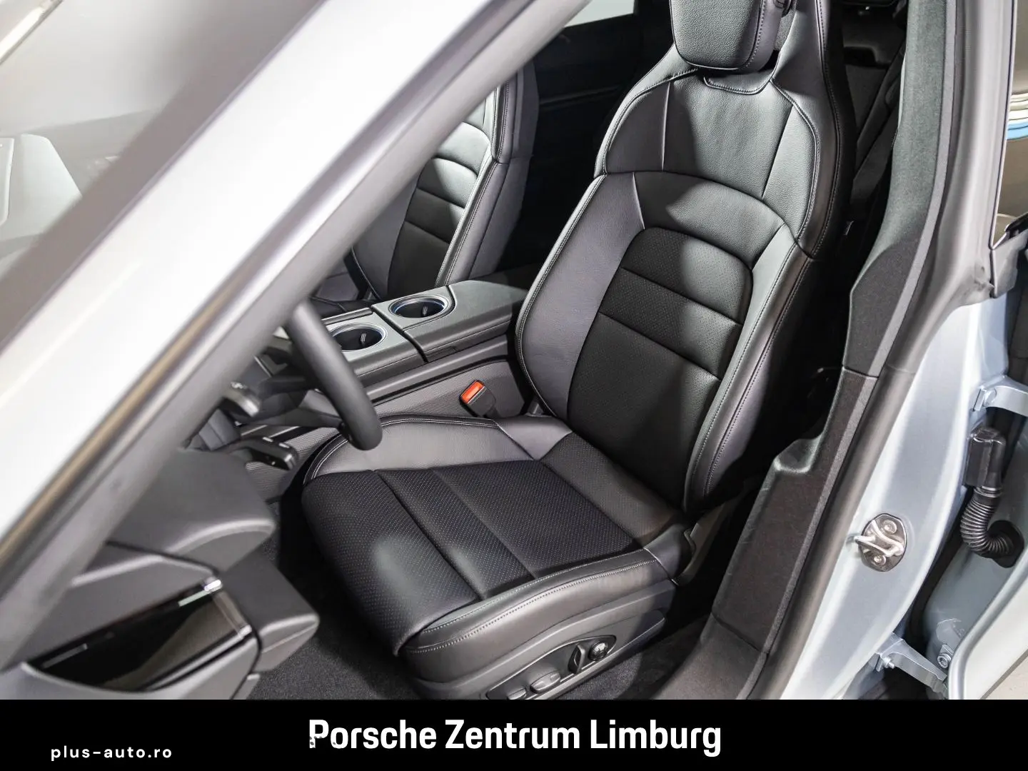 PORSCHE Taycan Sport Turismo LED-Matrix Abstandstempomat