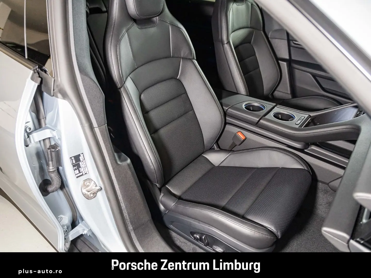 PORSCHE Taycan Sport Turismo LED-Matrix Abstandstempomat