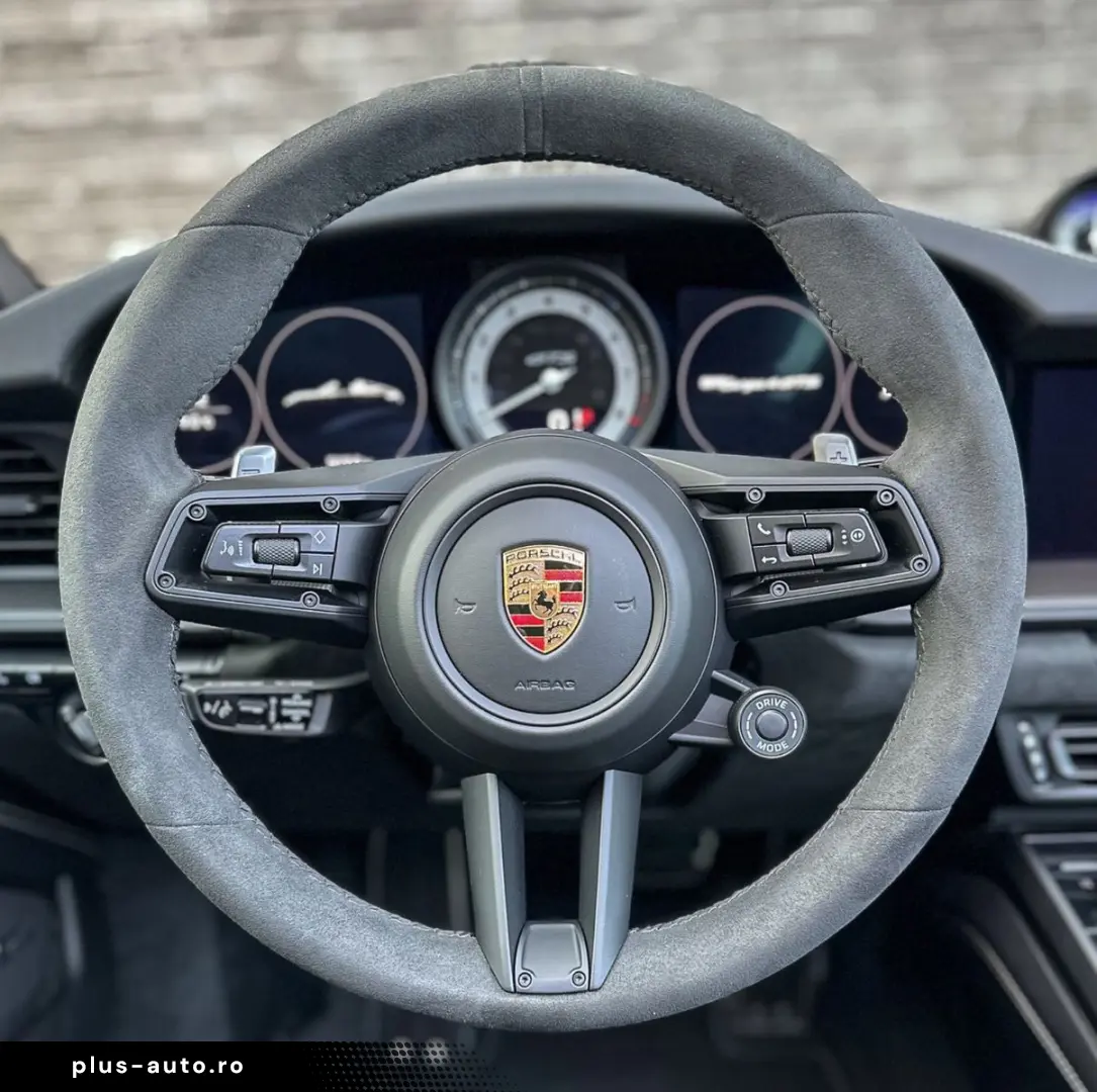 PORSCHE 992 TARGA 4 GTS-1.HAND-19%-LIFT-APPROVED-MÜNCHEN