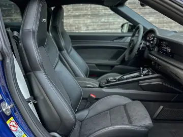 PORSCHE 992 TARGA 4 GTS-1.HAND-19%-LIFT-APPROVED-MÜNCHEN