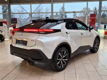 TOYOTA C-HR 2 0 Hybrid Plug-In Team ACC LED Navi