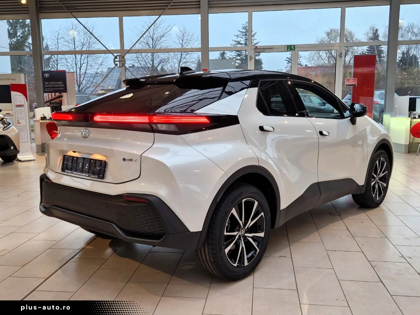 TOYOTA C-HR 2 0 Hybrid Plug-In Team ACC LED Navi