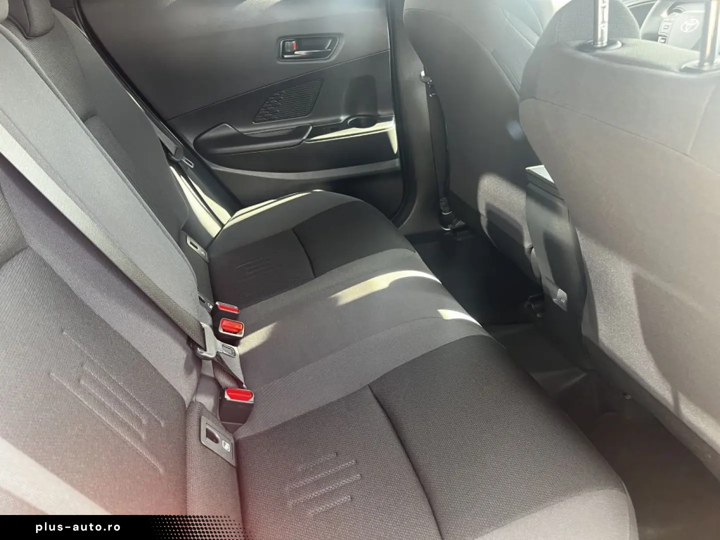 TOYOTA C-HR 2.0 Plug-In Teamplayer  Technik-Paket