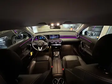 MERCEDES-BENZ A 200 d Limousine 8G-DCT Widescreen