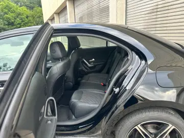 MERCEDES-BENZ A 200 d Limousine 8G-DCT Widescreen
