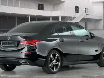 MERCEDES-BENZ A 200 d Limousine 8G-DCT Widescreen