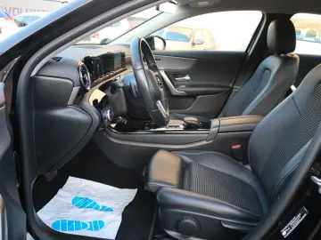 MERCEDES-BENZ Limousine A 250 e Navi Klima Leder 1.Hand