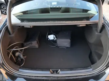 MERCEDES-BENZ Limousine A 250 e Navi Klima Leder 1.Hand