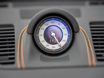 Porsche 992 911 Carrera 4 GTS Cabriolet Lift Burmester