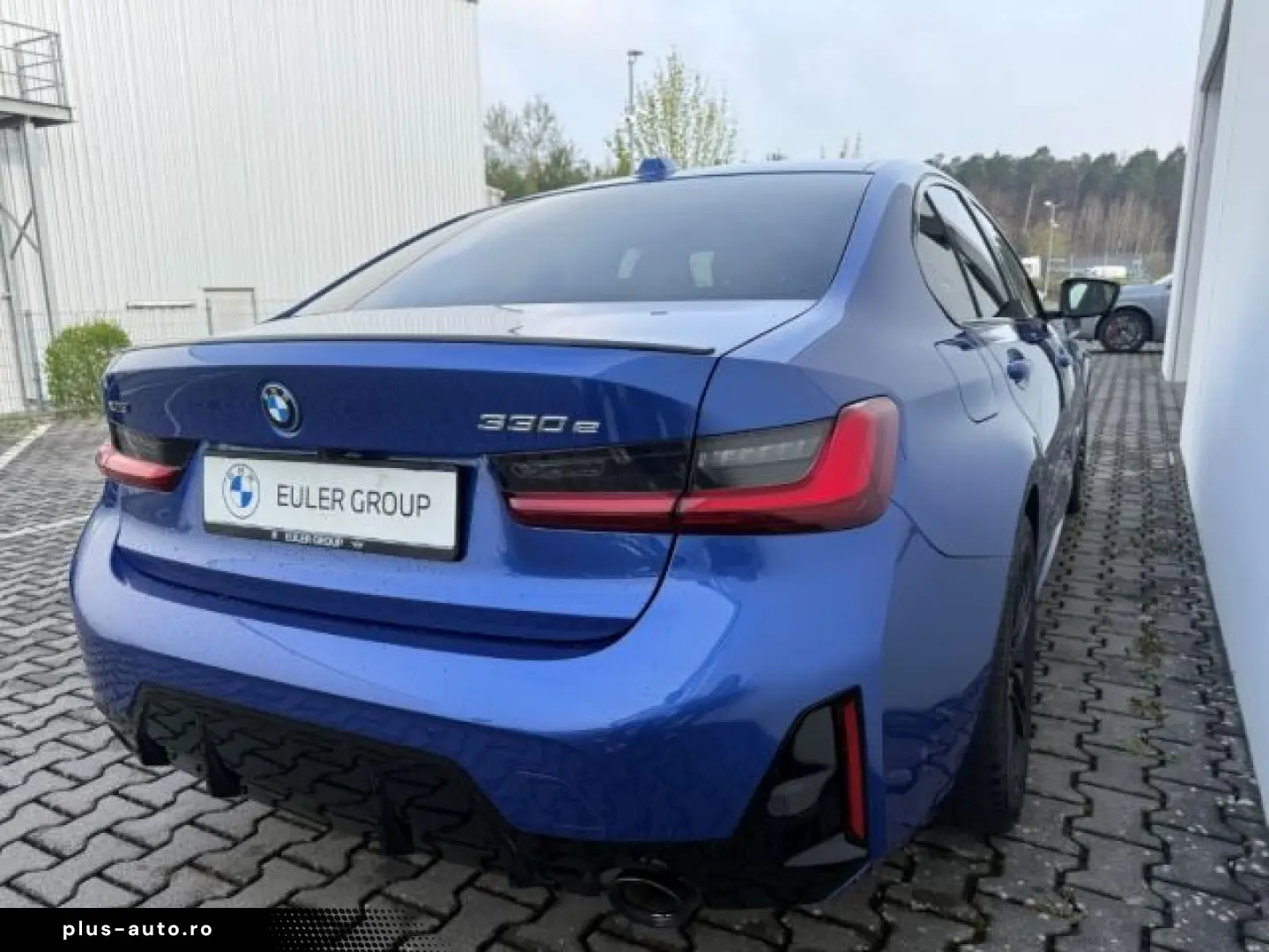 BMW 330 e xDrive M Sport Pro PANO LCProf SHZ
