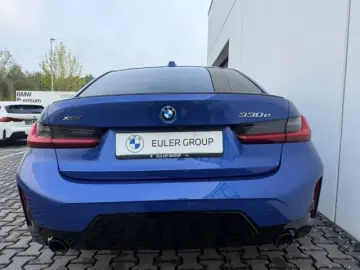 BMW 330 e xDrive M Sport Pro PANO LCProf SHZ
