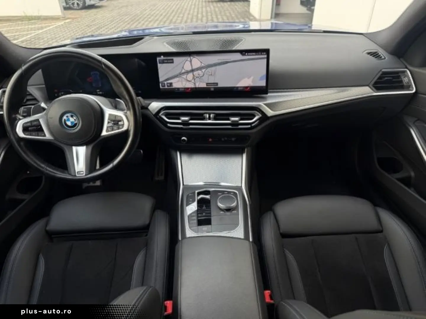 BMW 330 e xDrive M Sport Pro PANO LCProf SHZ
