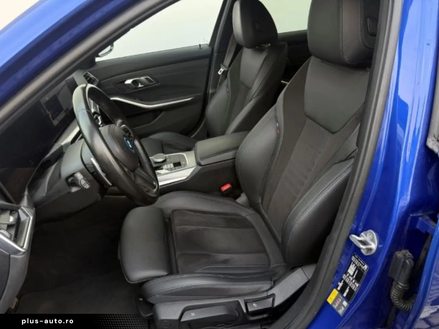 BMW 330 e xDrive M Sport Pro PANO LCProf SHZ