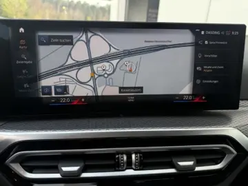 BMW 330 e xDrive M Sport Pro PANO LCProf SHZ