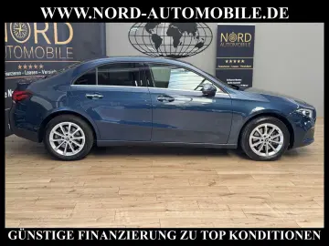 MERCEDES-BENZ A 250 e Limousine Style LED Navi AHK Kamera