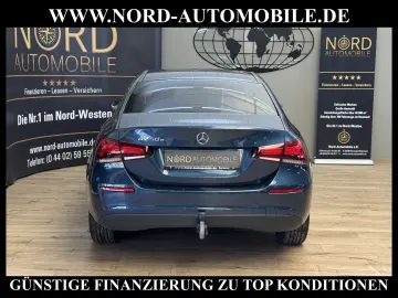 MERCEDES-BENZ A 250 e Limousine Style LED Navi AHK Kamera