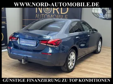 MERCEDES-BENZ A 250 e Limousine Style LED Navi AHK Kamera
