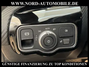 MERCEDES-BENZ A 250 e Limousine Style LED Navi AHK Kamera