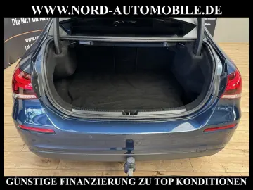 MERCEDES-BENZ A 250 e Limousine Style LED Navi AHK Kamera