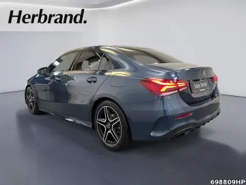MERCEDES-BENZ A 180 AMG Line Limousine Night-P.