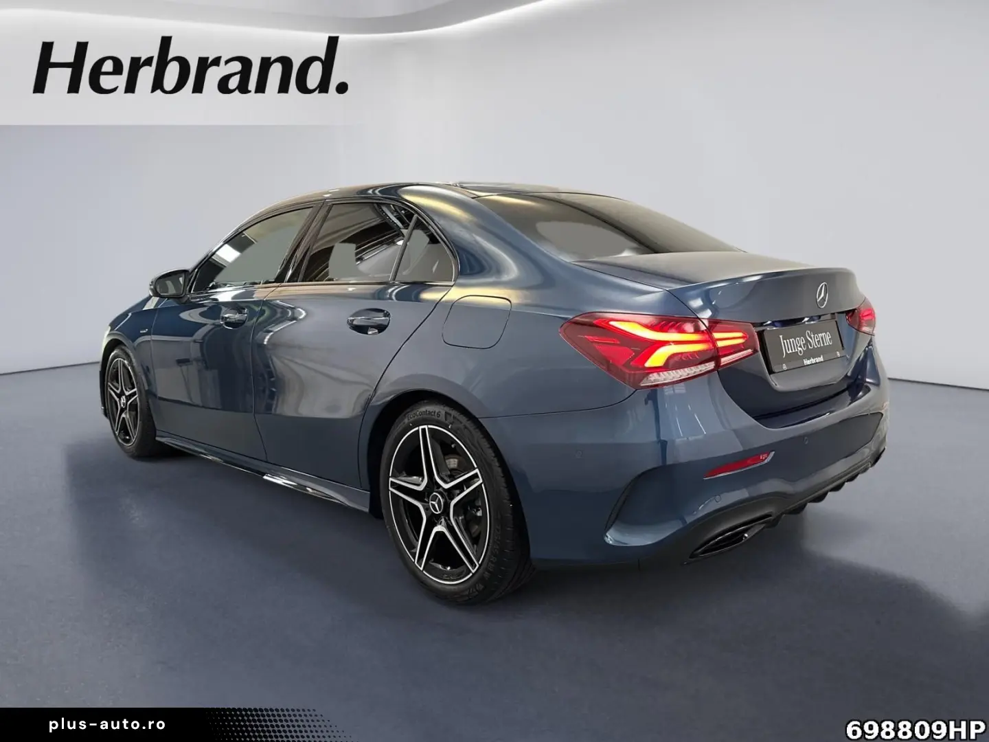 MERCEDES-BENZ A 180 AMG Line Limousine Night-P.