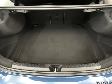 MERCEDES-BENZ A 180 AMG Line Limousine Night-P.