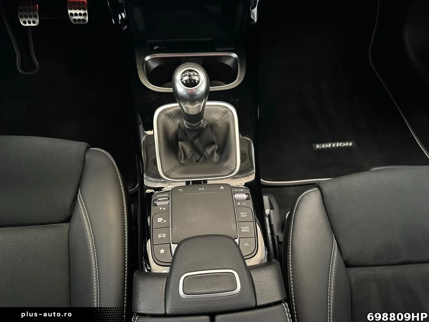 MERCEDES-BENZ A 180 AMG Line Limousine Night-P.