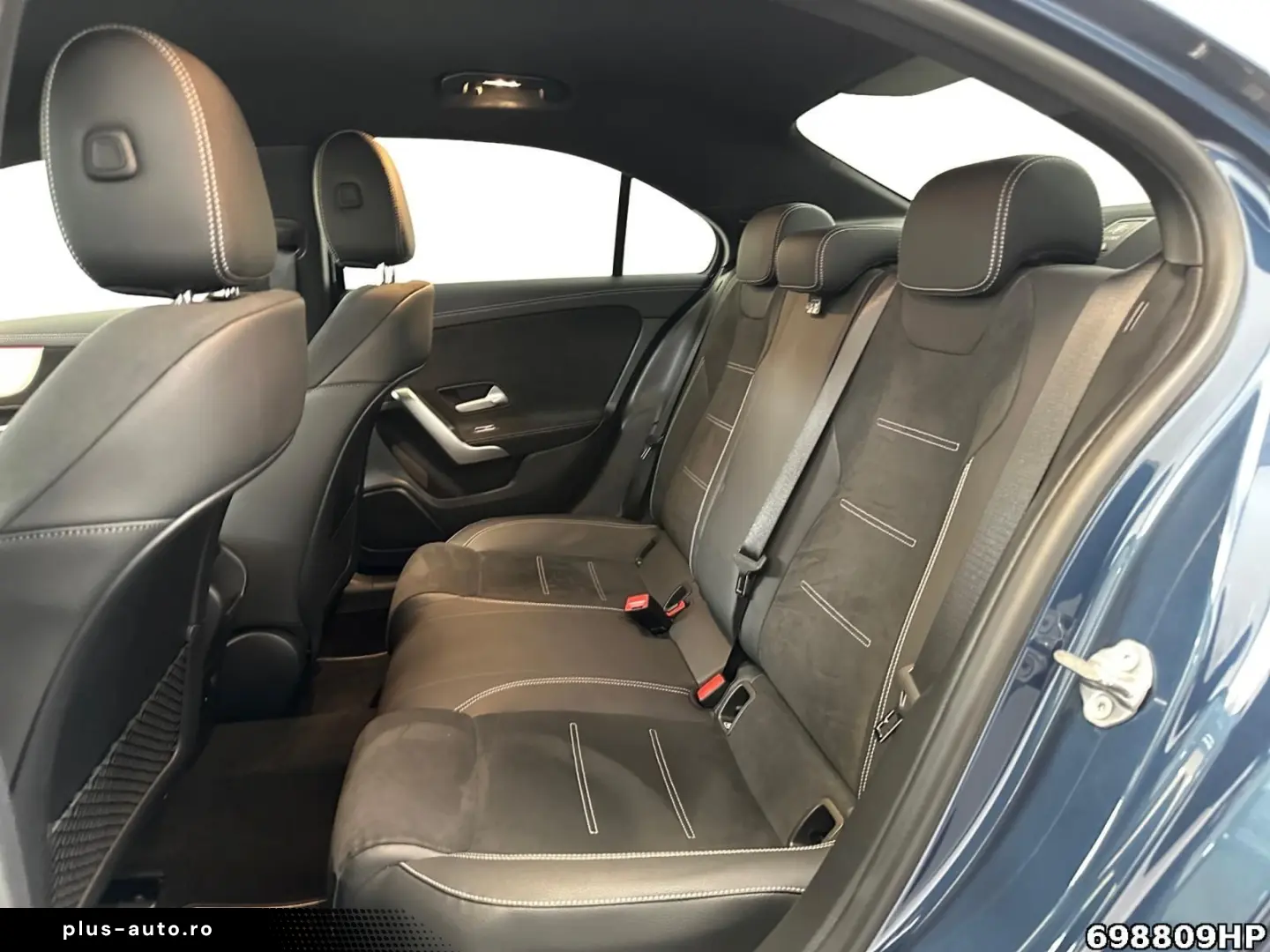 MERCEDES-BENZ A 180 AMG Line Limousine Night-P.