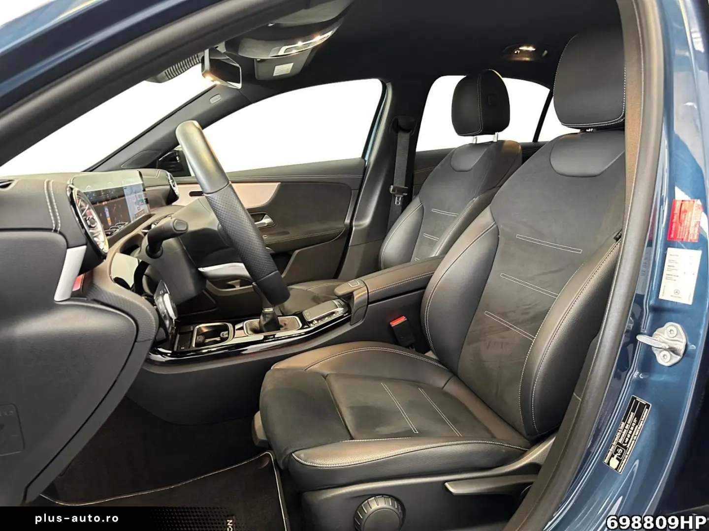 MERCEDES-BENZ A 180 AMG Line Limousine Night-P.