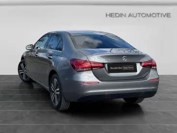 MERCEDES-BENZ A 250 e Limousine LEDER MBUX SHZ TEMP KAM PANO