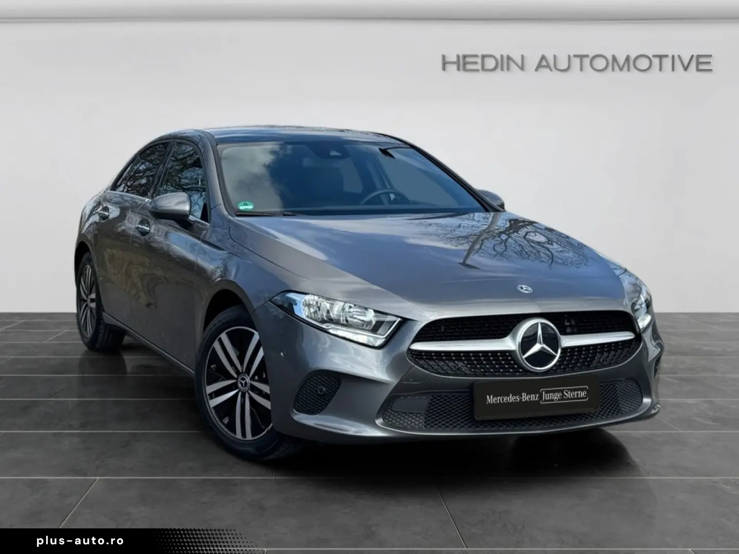 MERCEDES-BENZ A 250 e Limousine LEDER MBUX SHZ TEMP KAM PANO