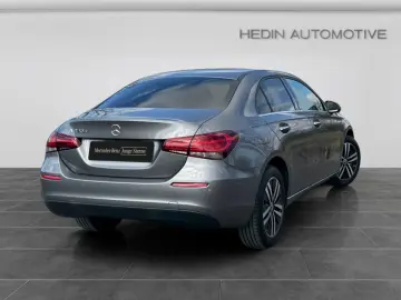 MERCEDES-BENZ A 250 e Limousine LEDER MBUX SHZ TEMP KAM PANO
