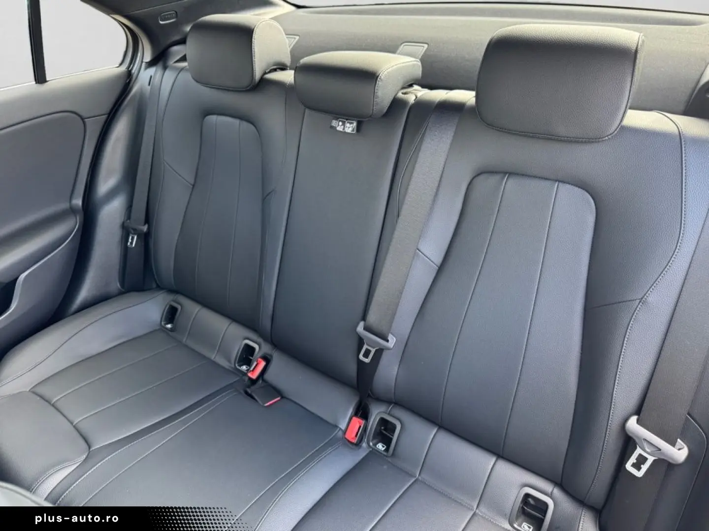 MERCEDES-BENZ A 250 e Limousine LEDER MBUX SHZ TEMP KAM PANO