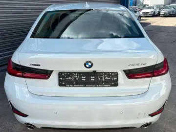BMW 330 e xDrive Sport Line 360 KAM AHK LED NAVI
