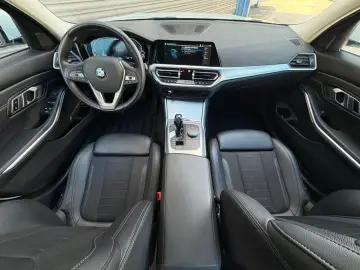 BMW 330 e xDrive Sport Line 360 KAM AHK LED NAVI