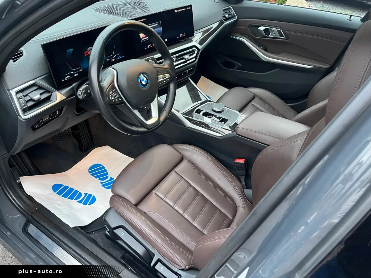 BMW 330e  xDrive Schiebedach