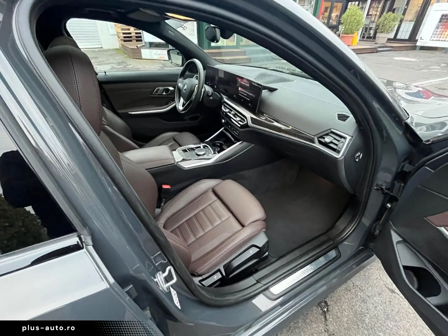 BMW 330e  xDrive Schiebedach