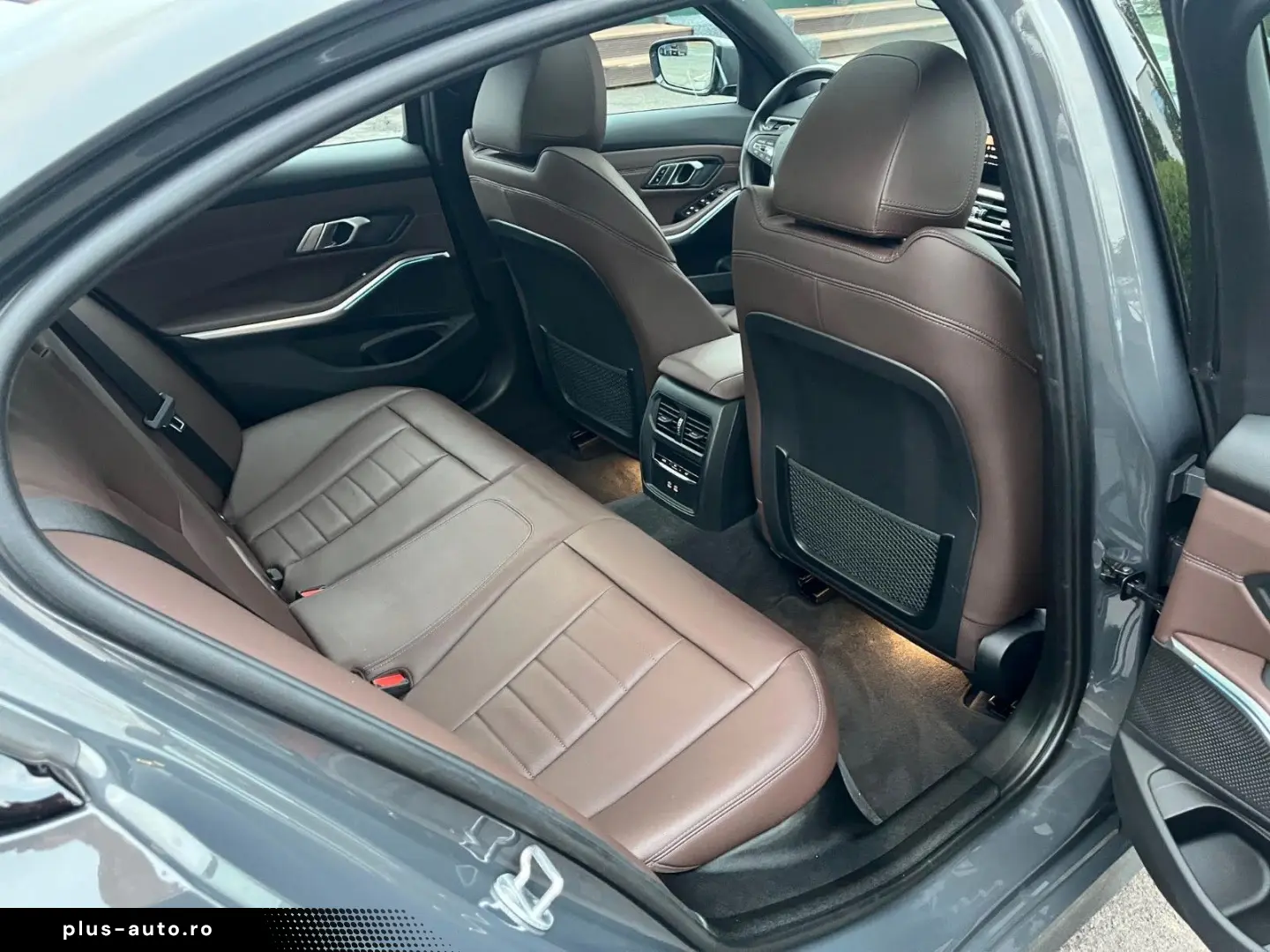 BMW 330e  xDrive Schiebedach