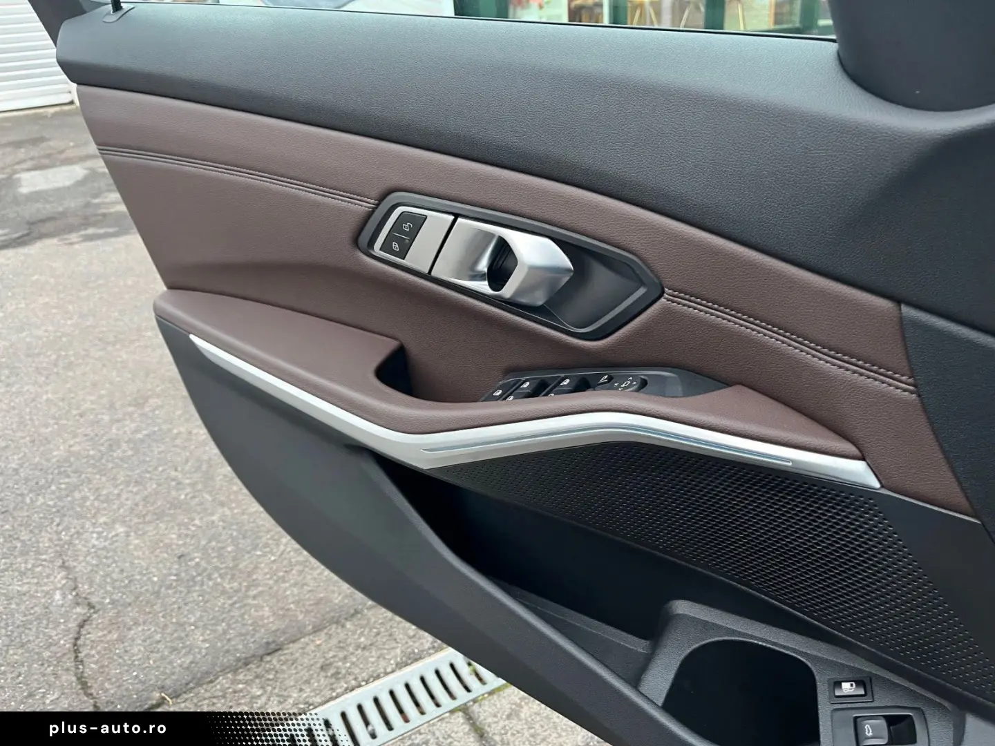 BMW 330e  xDrive Schiebedach