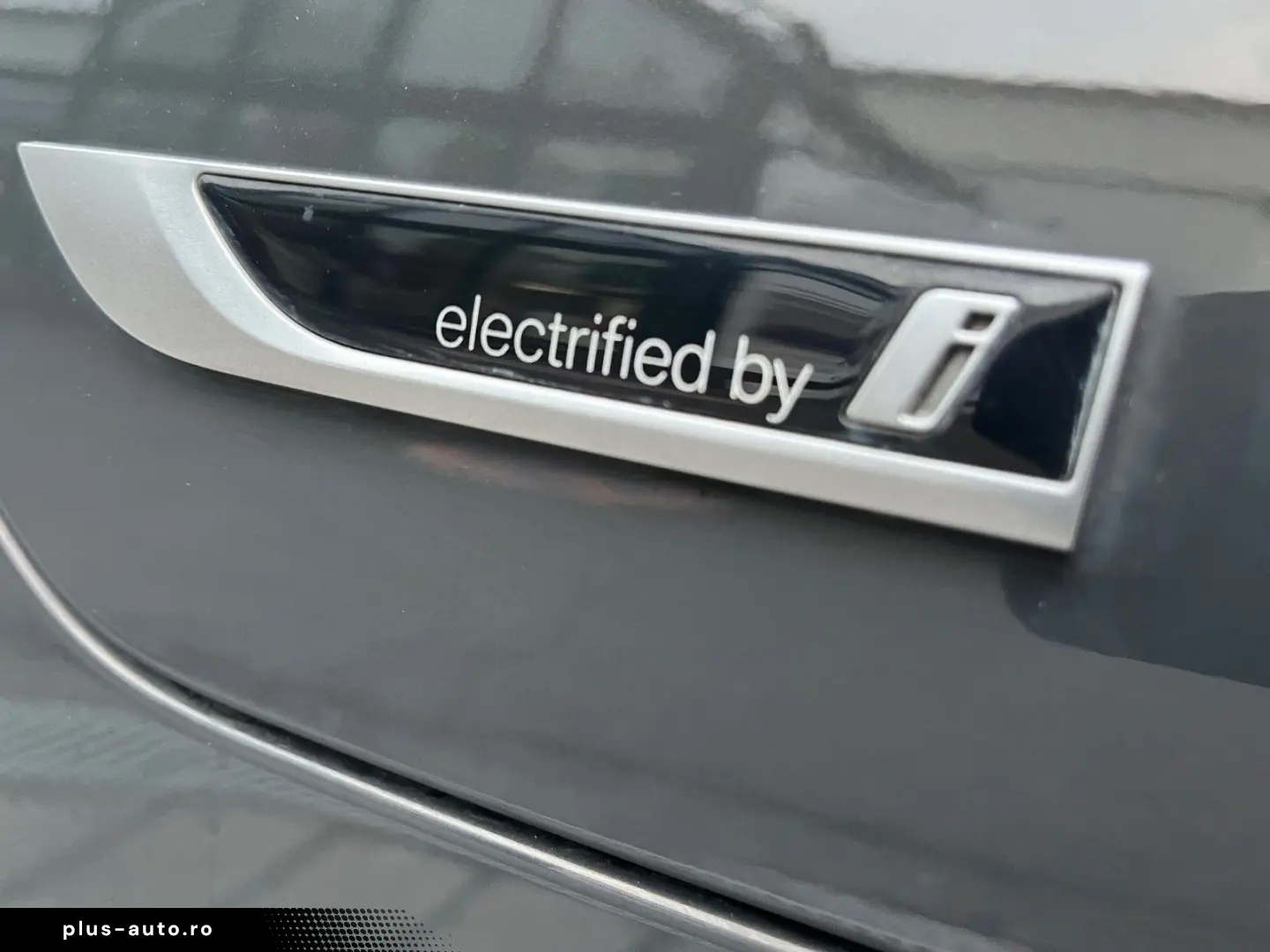 BMW 330e  xDrive Schiebedach