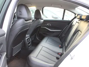 BMW 3 Limousine 320 i xDrive