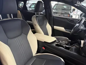 LEXUS NX 450h 4 WD-EXECUTIVE-360 KAMERA-HUD